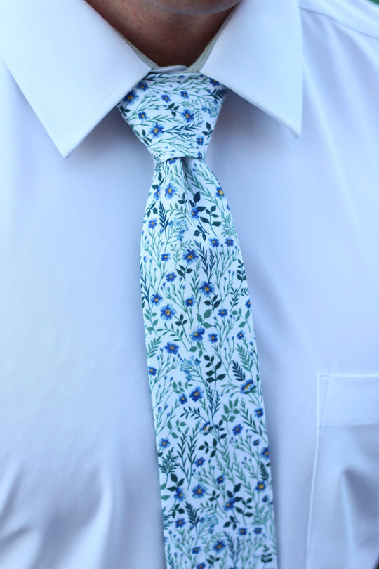 Tough Apparel - Blue and White Flower Meadow Tie - Rust & Refined