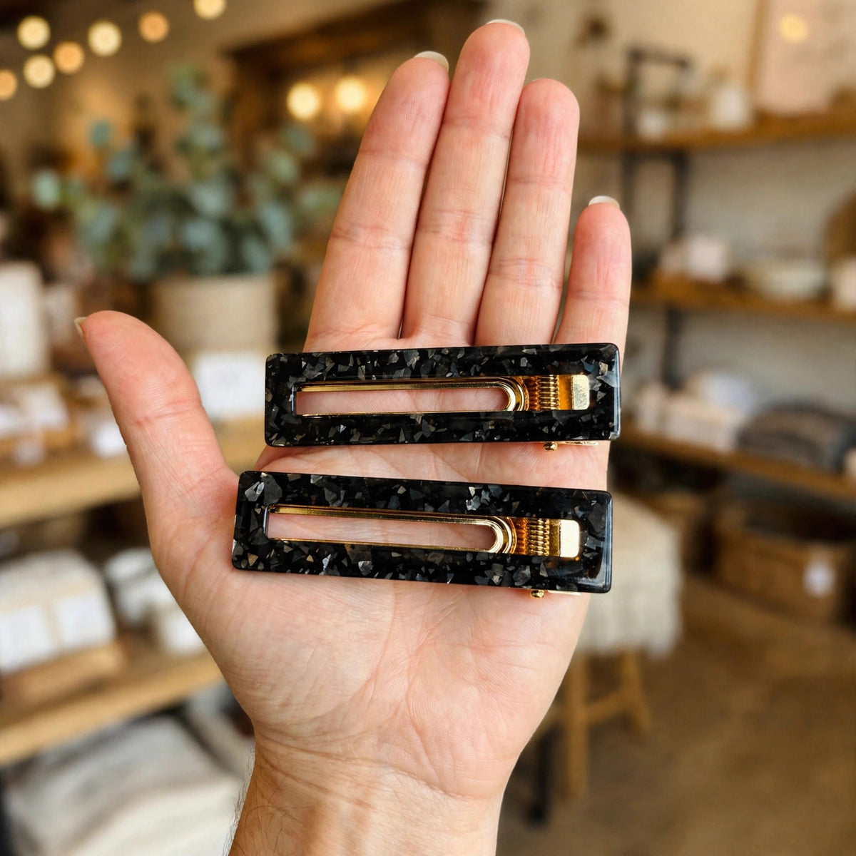 Black Tortoise Hair Clip Set