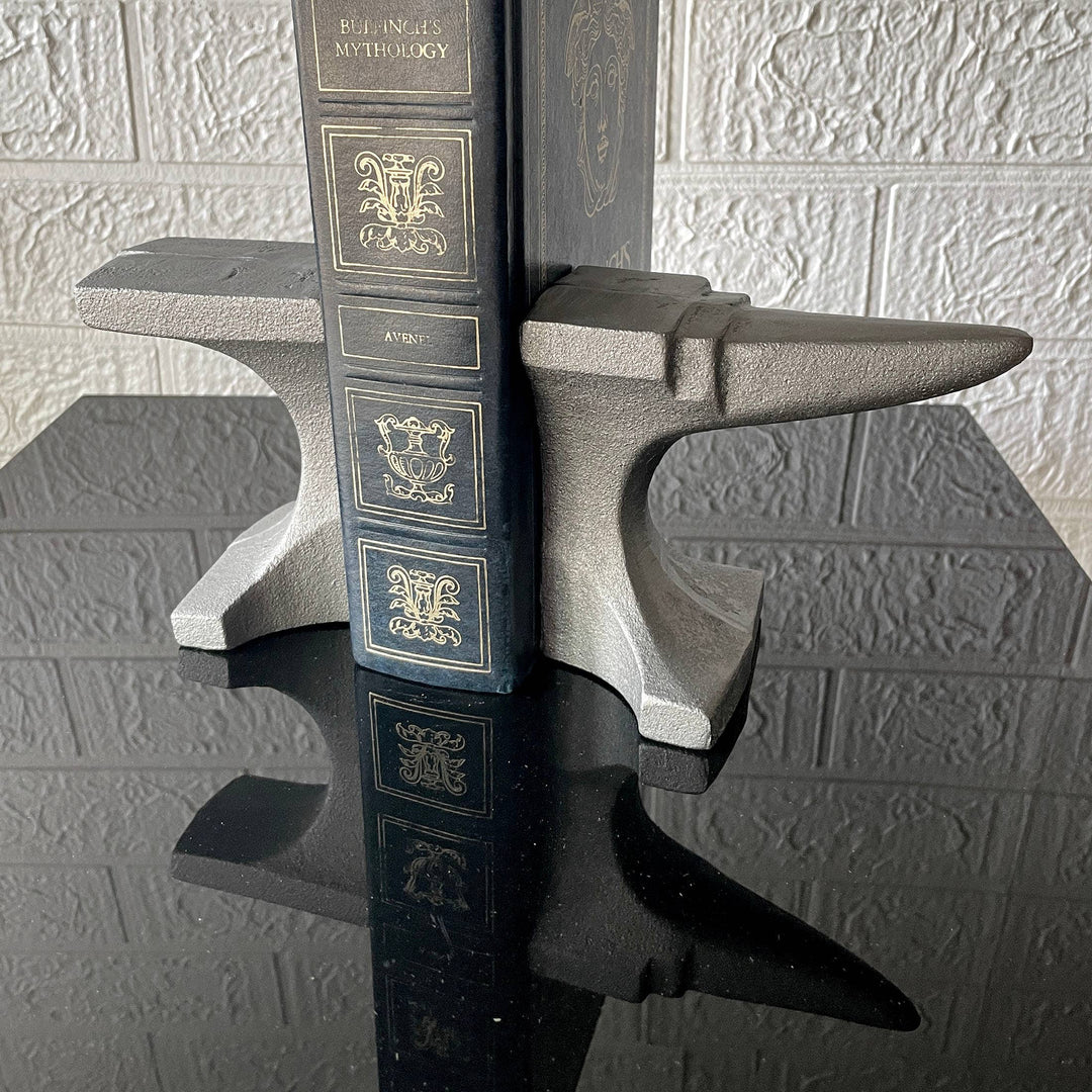 Set of 2 Cast Iron Anvil Bookends, view 7