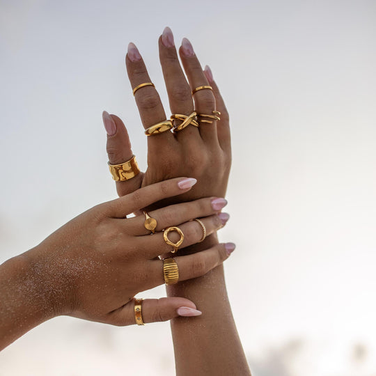 Trove 18K Gold Ring