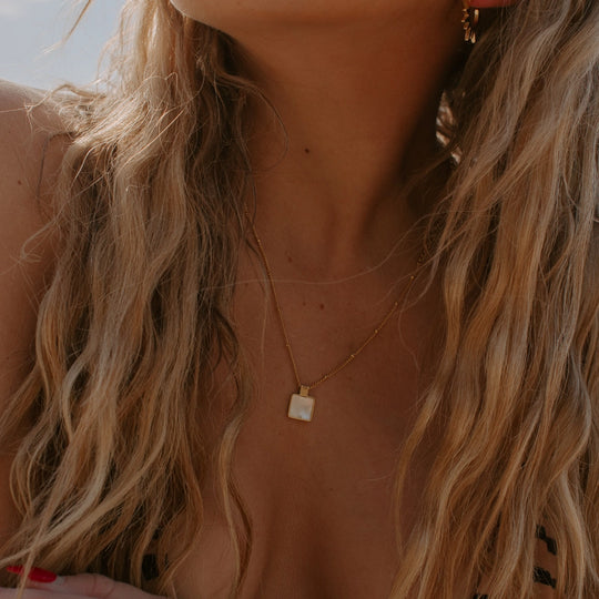 ALCO Endlessly Creating Necklace