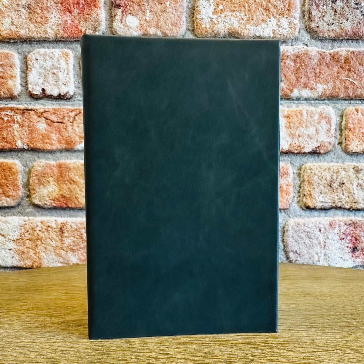 Leatherette journal in Black