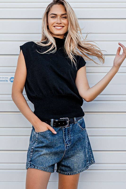 Sleeveless Chaleur Turtleneck Knit Top