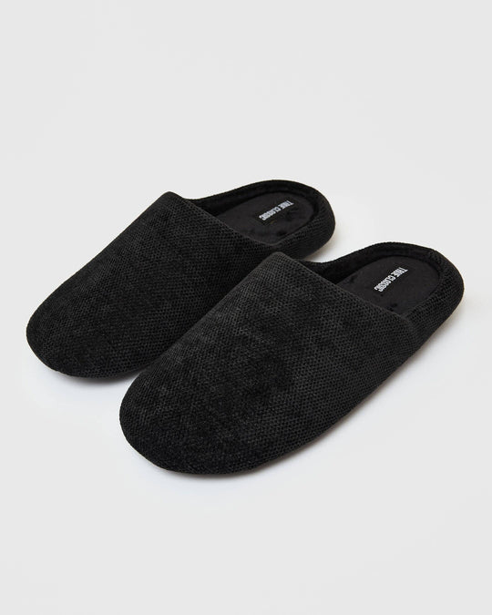 True Classic - Slippers | Black