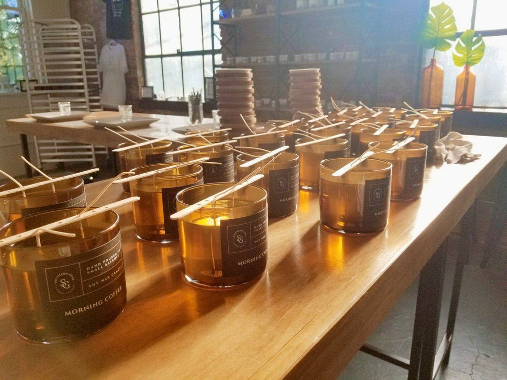 Southern Gent Candles - Gingham Soy/Coconut Wax Candle, view 3