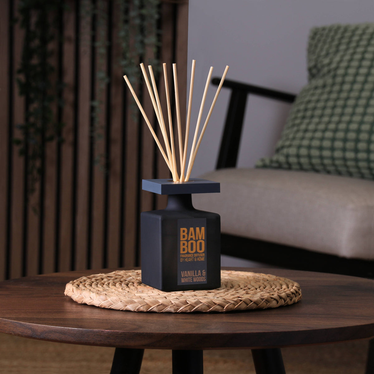 BAMBOO Vanilla & White Woods - Reed Diffuser - 2.8 oz, view 2