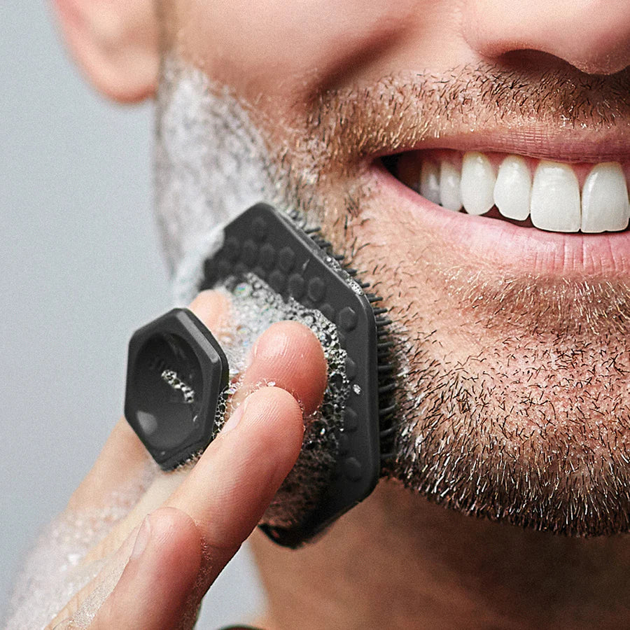 TOOLETRIES - The Face Scrubber & Holder