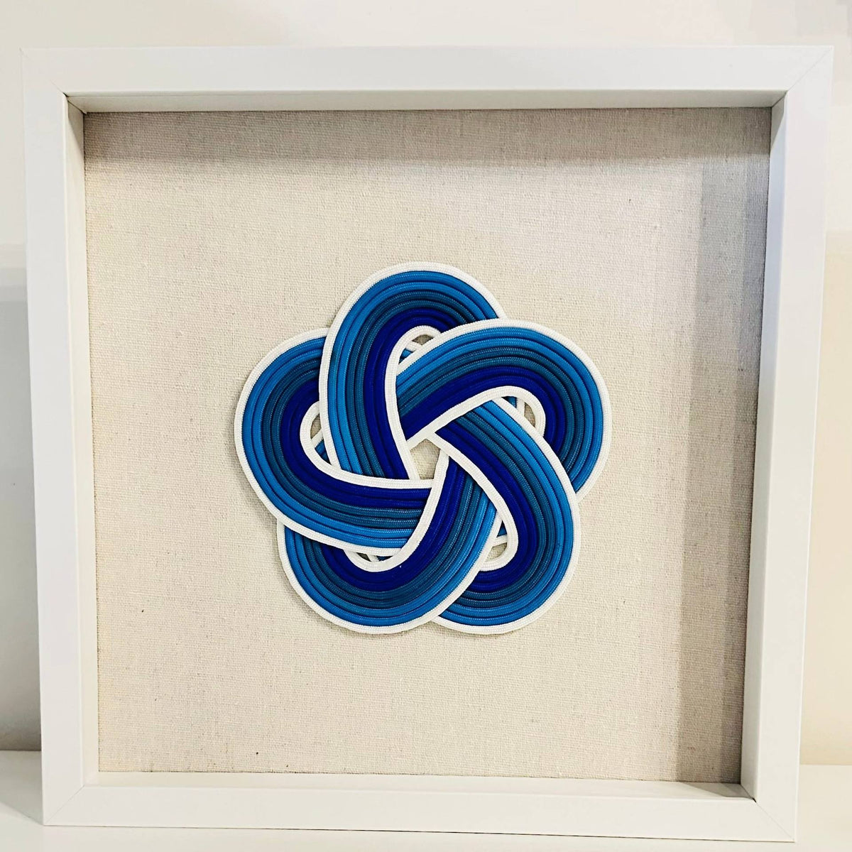 Winds or Knot – Shadowbox Decorative Knot