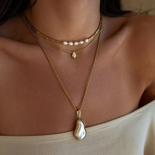 ALCO Form Necklace - Gold, alternate view 4