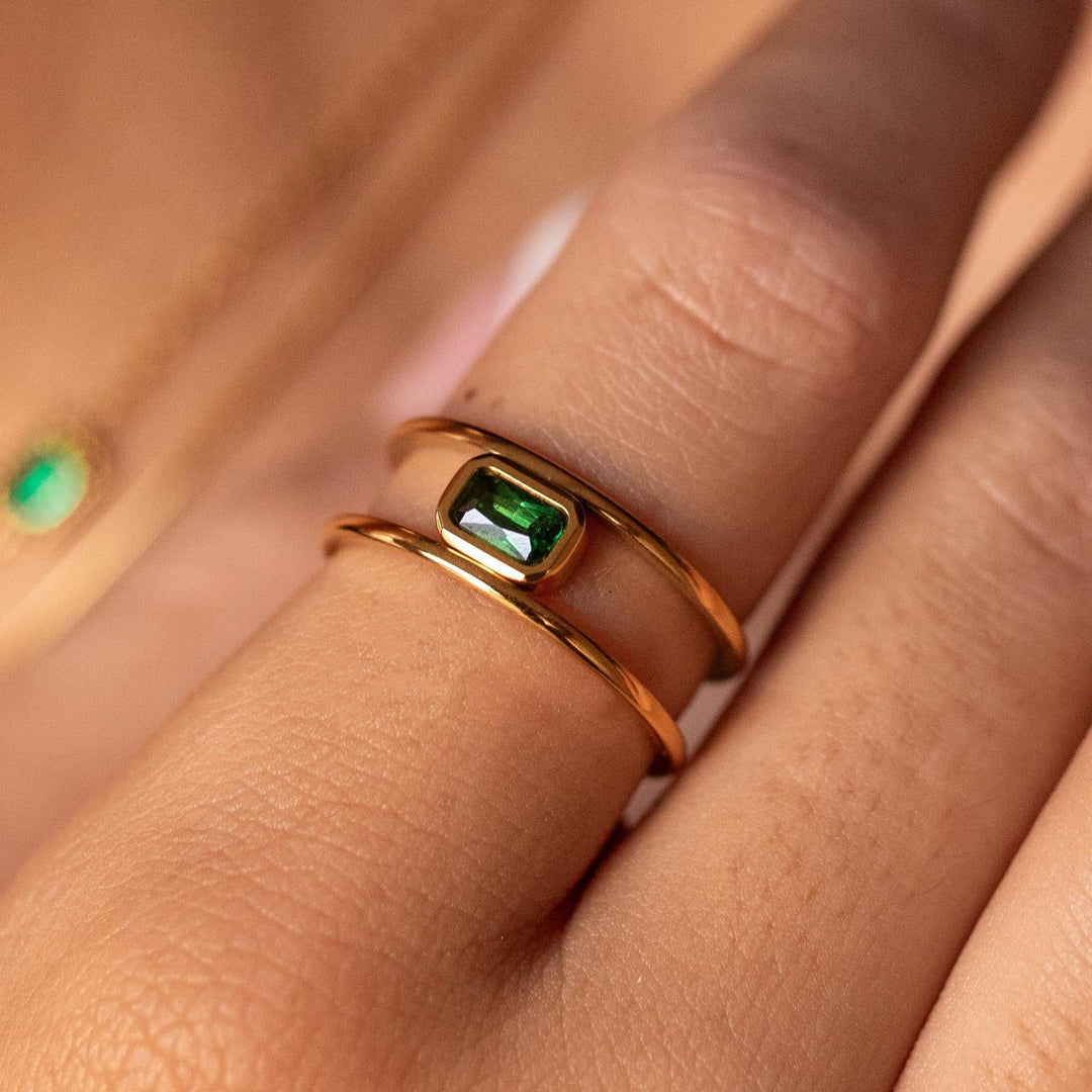 Emerald Green Estate Ring