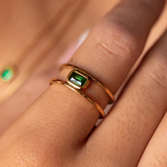 Emerald Green Estate Ring