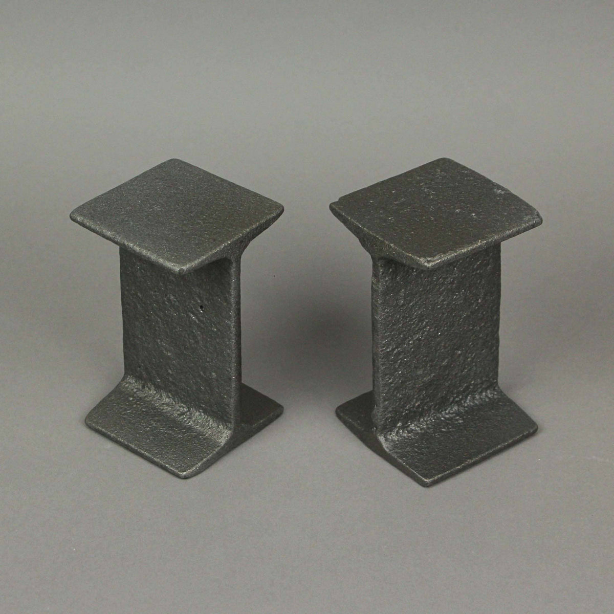 Set of 2 Cast Iron I Beam Bookends Bookshelf Décor, view 4