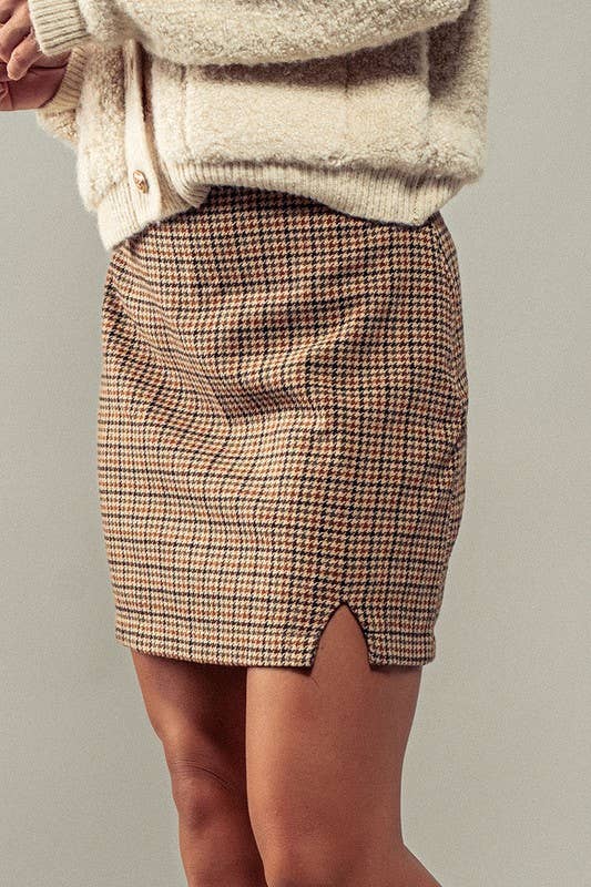 Houndstooth Checkered Mini Skirt with Elegant Slit