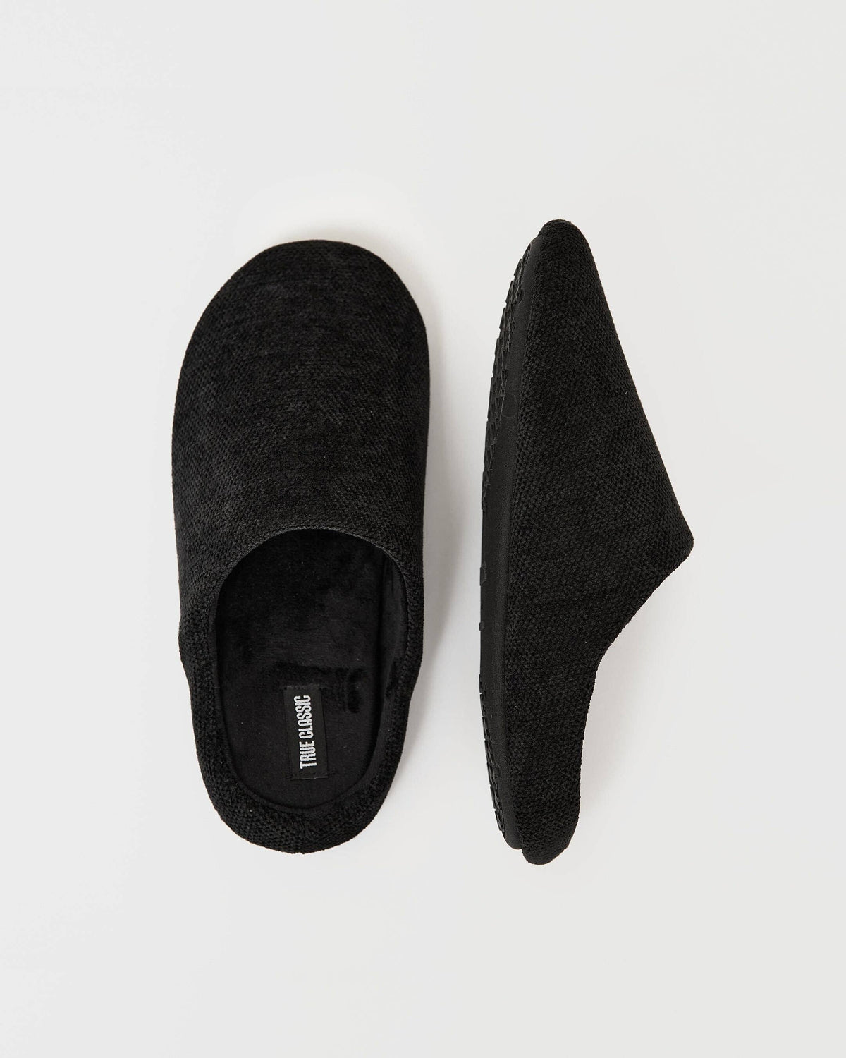 True Classic - Slippers | Black, view 2