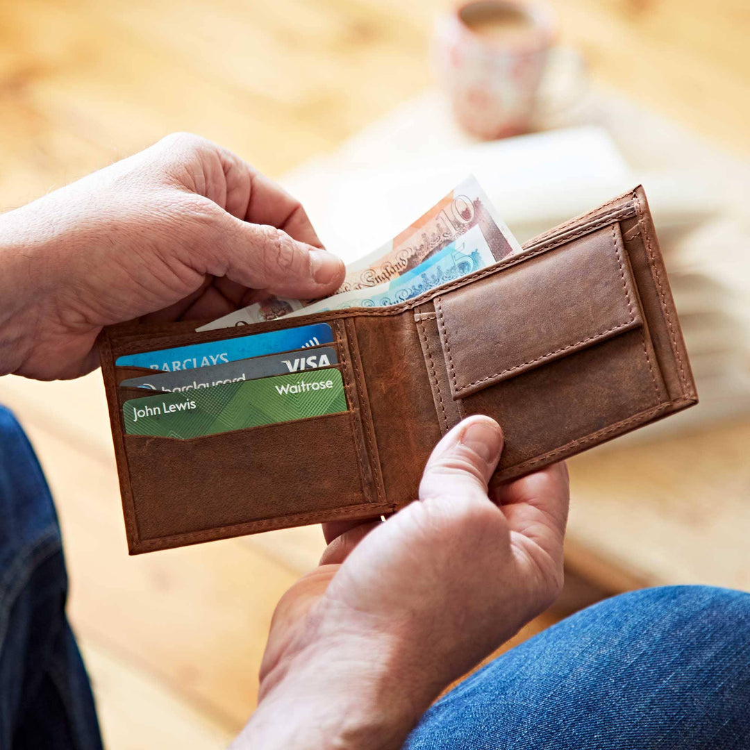Handmade Buffalo Leather Wallet - Rust & Refined
