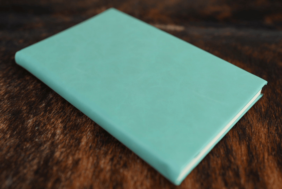 https://cdn.shopify.com/s/files/1/0780/1605/3523/files/notebook-journals-heritage-collection-premium-leatherette-1295907.png?v=1769191088