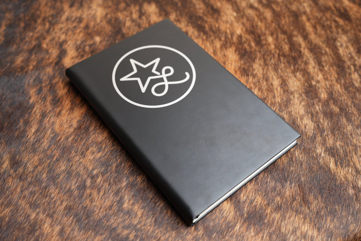 https://cdn.shopify.com/s/files/1/0780/1605/3523/files/notebook-journals-heritage-collection-premium-leatherette-8134211.jpg?v=1769244071