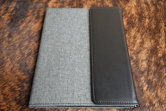 https://cdn.shopify.com/s/files/1/0780/1605/3523/files/padfolios-heritage-collection-premium-leatherette-5518393.jpg?v=1775764458
