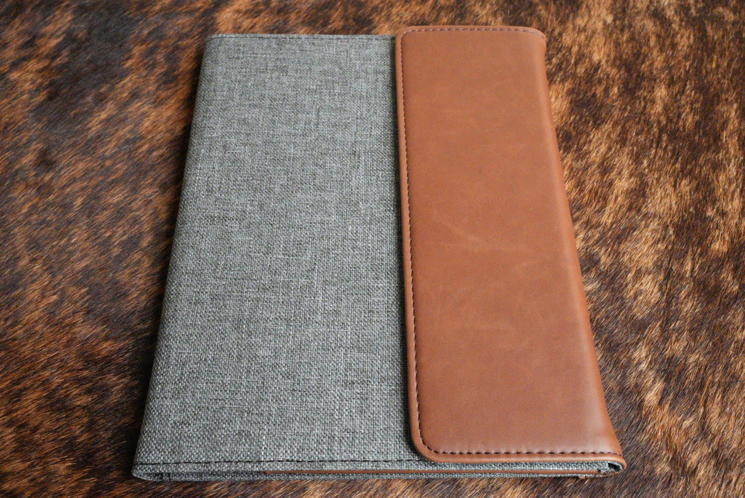 https://cdn.shopify.com/s/files/1/0780/1605/3523/files/padfolios-heritage-collection-premium-leatherette-7952738.jpg?v=1775764457
