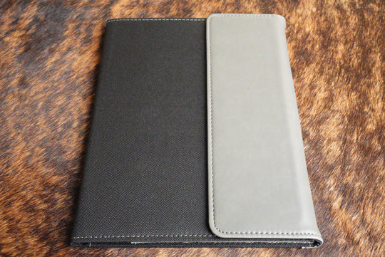 https://cdn.shopify.com/s/files/1/0780/1605/3523/files/padfolios-heritage-collection-premium-leatherette-9878953.jpg?v=1775764458