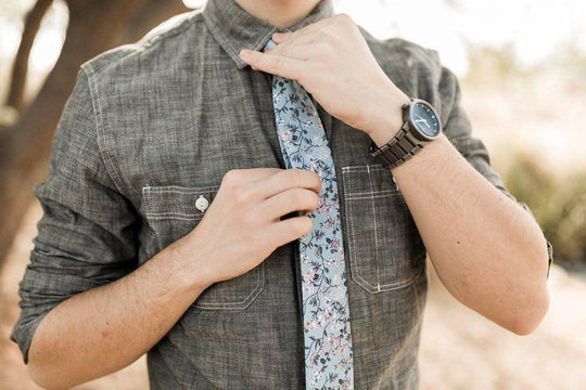 Tough Apparel - Jones - Mint Green Floral Tie: 2.5" Slim/Skinny Tie - Rust & Refined