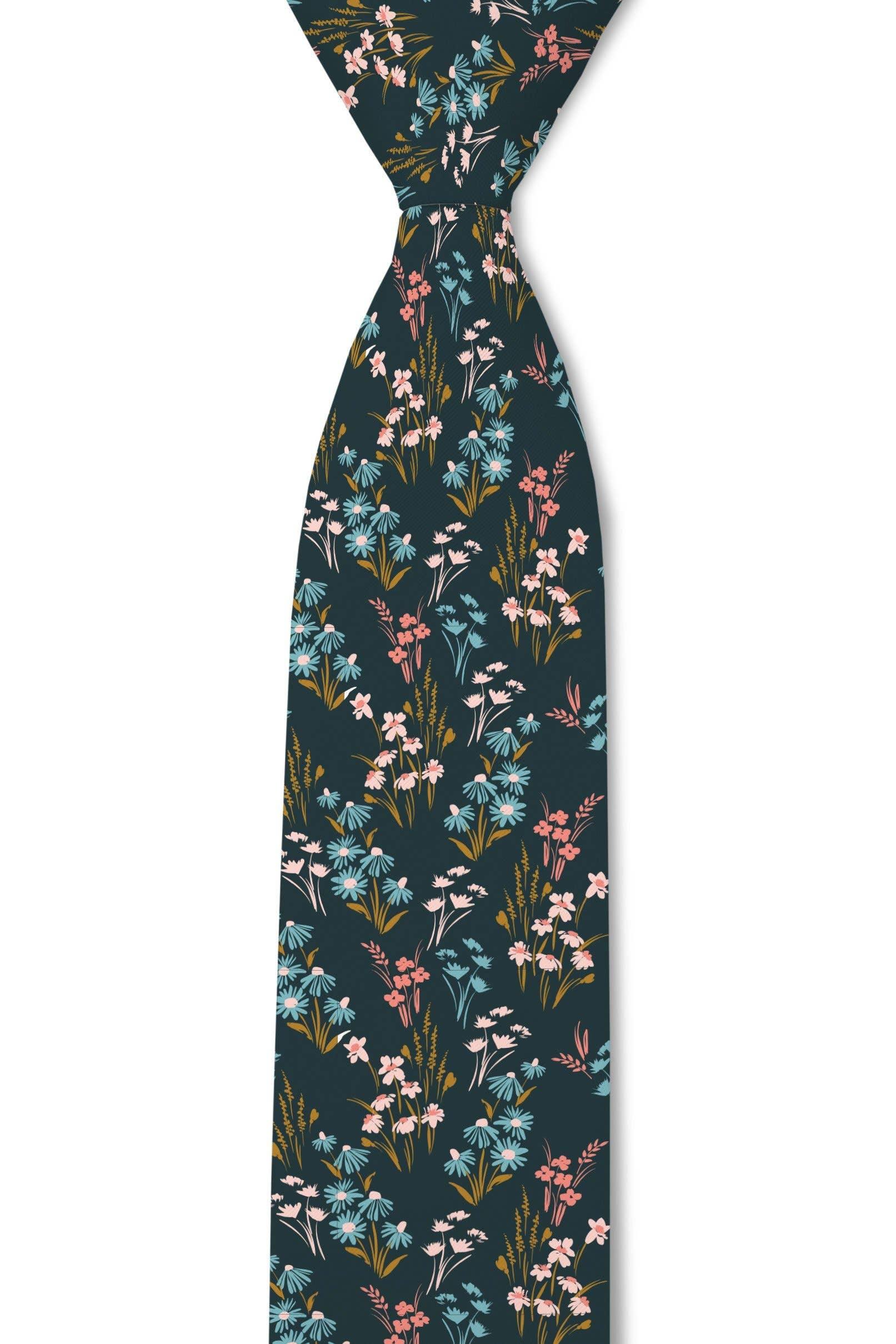 Tough Apparel - Willow - Blue Daisy Floral Tie: 3.25" Standard Tie - Rust & Refined