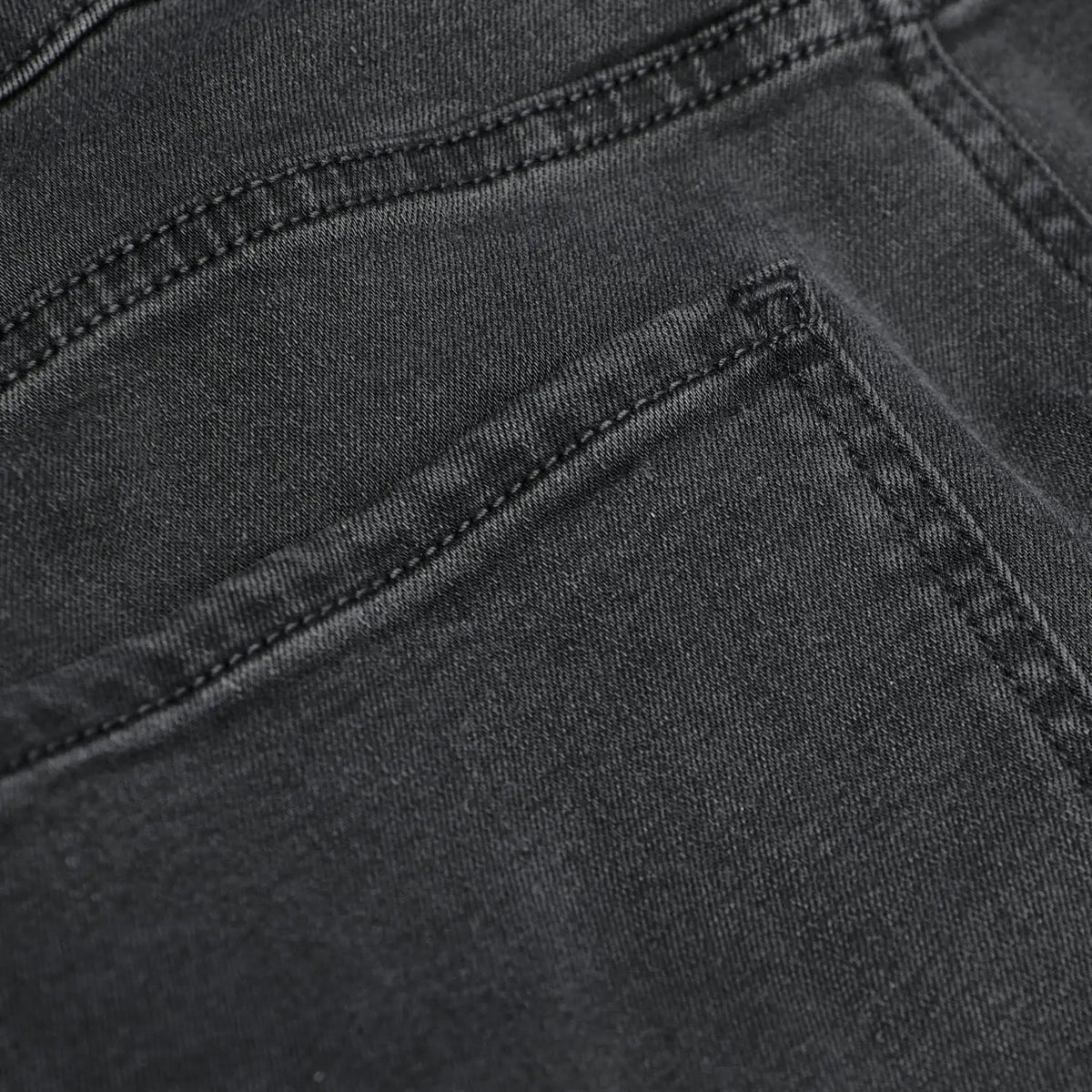 True Classic Comfort Straight Jeans | Gray